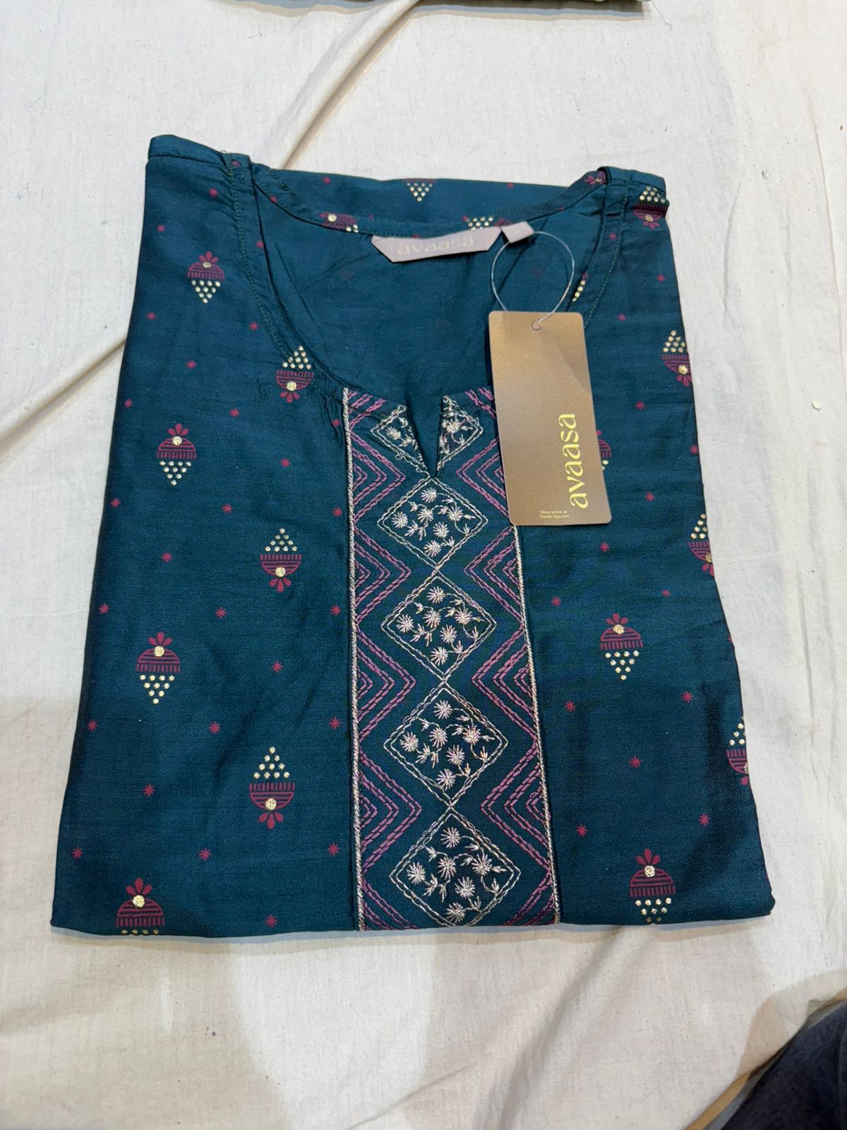 avaasa cotton top