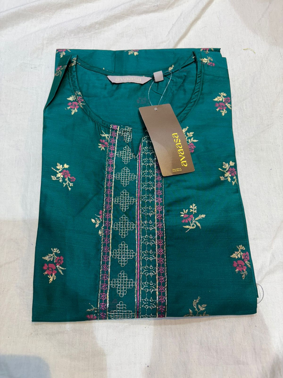avaasa cotton top