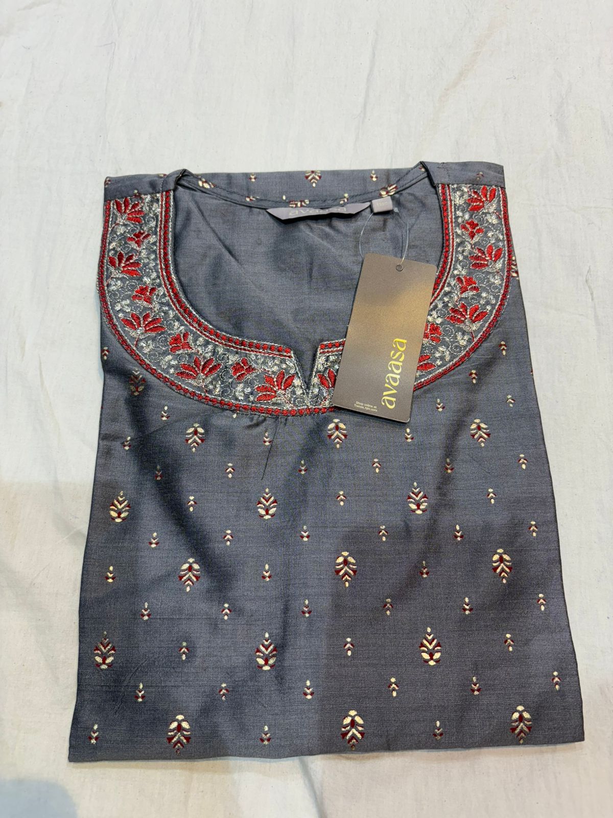 avaasa cotton top